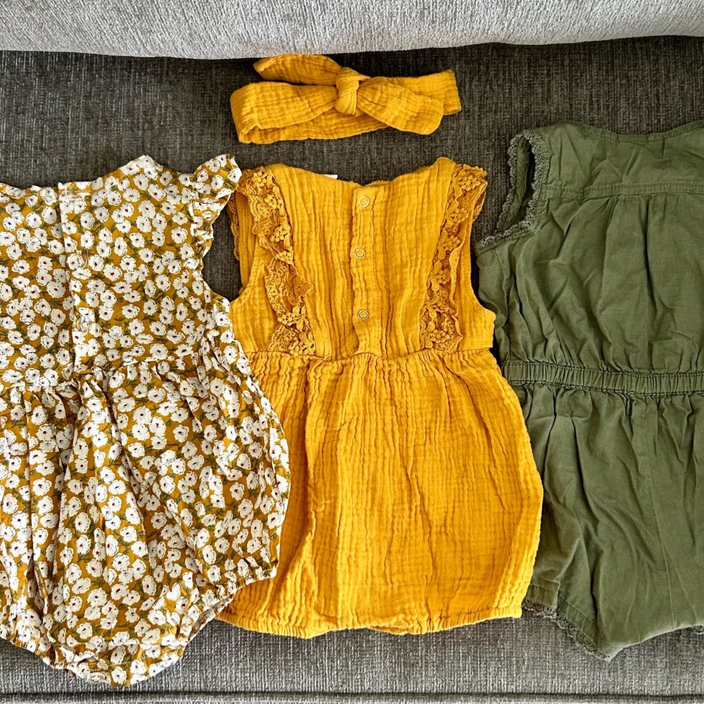 Fall Bubble Rompers Bundle 9-12m - Picture 2 of 6